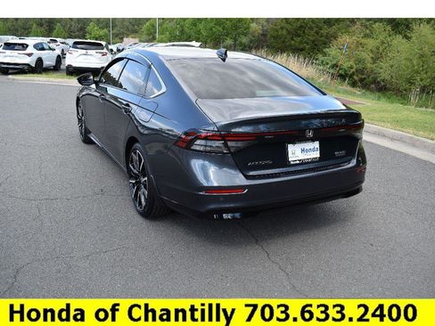 Used 2024 Honda Accord Touring image 5