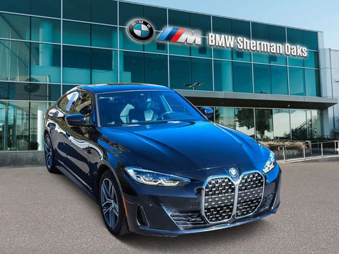 Certified 2022 BMW 430i Gran Coupe w/ M Sport Package image 3