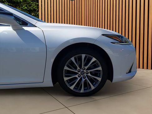 Used 2021 Lexus ES 250 w/ Premium Package AWD/4WD image 24