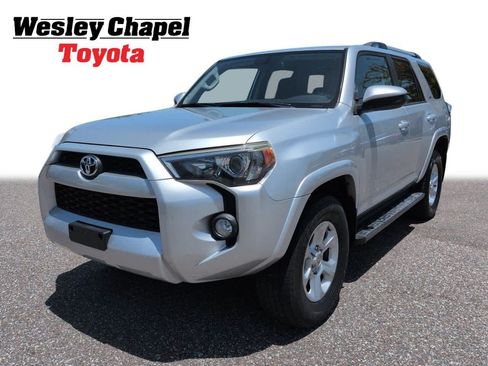 Used 2019 Toyota 4Runner SR5 AWD/4WD image 1