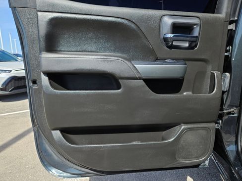 Used 2018 Chevrolet Silverado 1500 LT w/ Texas Edition image 15