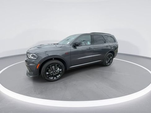 Used 2025 Dodge Durango GT AWD/4WD image 4