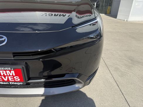 Certified 2026 Toyota Prius XLE image 30