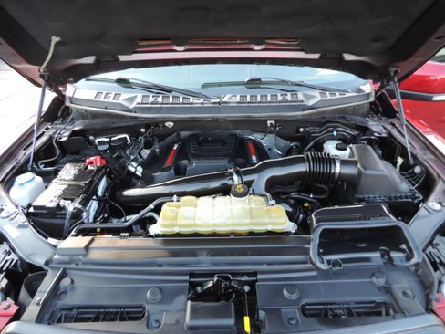 Used 2019 Ford F150 Raptor w/ Equipment Group 802A Luxury image 26