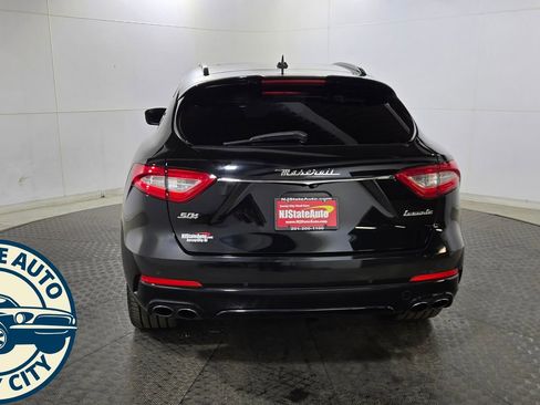 Used 2018 Maserati Levante S GranSport AWD/4WD image 6