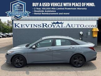 Used 2021 Hyundai Elantra SEL video 1