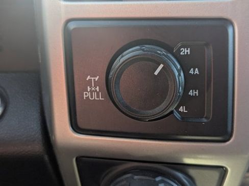 Used 2018 Ford F150 Lariat w/ Equipment Group 502A Luxury image 17