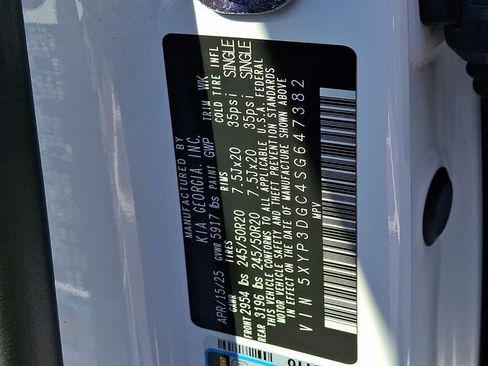 Used 2025 Kia Telluride EX X-Line image 28