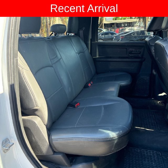 Used 2022 RAM 2500 Tradesman w/ Chrome Appearance Group AWD/4WD image 5