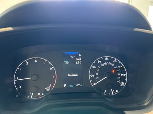 Used 2023 Toyota Corolla LE FWD image 10