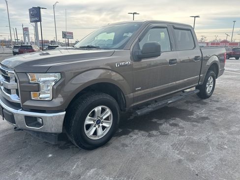 Used 2017 Ford F150 XLT image 3