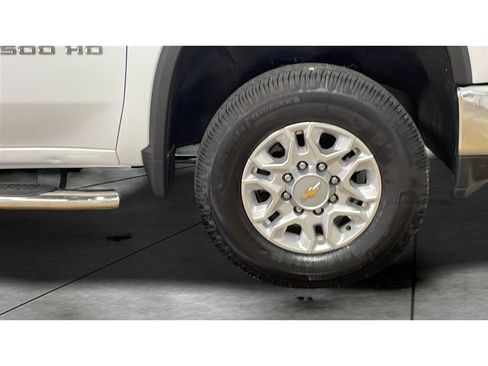 Certified 2023 Chevrolet Silverado 2500 LT AWD/4WD image 20