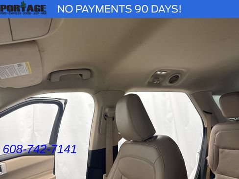Used 2024 Ford Explorer Limited AWD/4WD image 18
