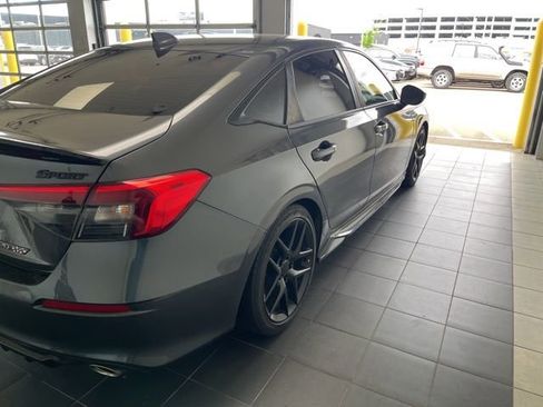 Used 2022 Honda Civic Sport image 8