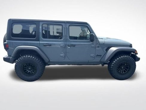 Used 2024 Jeep Wrangler Unlimited Sport AWD/4WD image 6