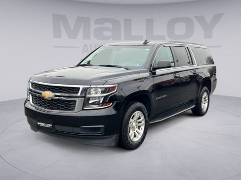 Used 2018 Chevrolet Suburban LT image 1