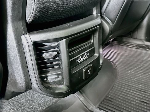 Used 2022 RAM 1500 Laramie RWD image 28