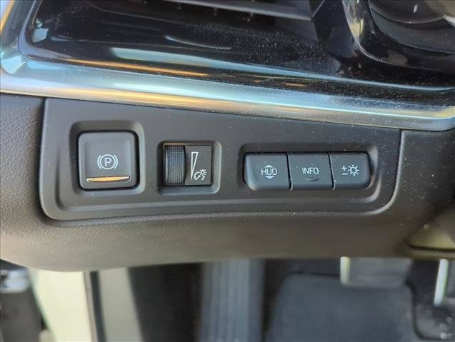 Used 2023 Cadillac XT6 Sport w/ Technology Package AWD/4WD image 11