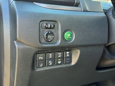 Used 2023 Honda Ridgeline RTL-E image 11