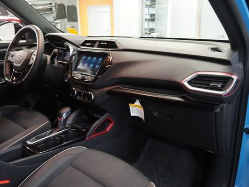 Used 2023 Chevrolet TrailBlazer RS w/ Convenience Package AWD/4WD image 36
