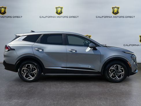 Used 2024 Kia Sportage LX FWD image 4