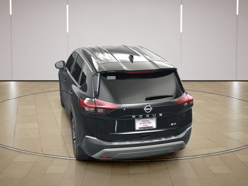 Certified 2023 Nissan Rogue SV FWD image 32