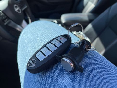 Used 2025 Nissan Altima 2.5 SR image 22