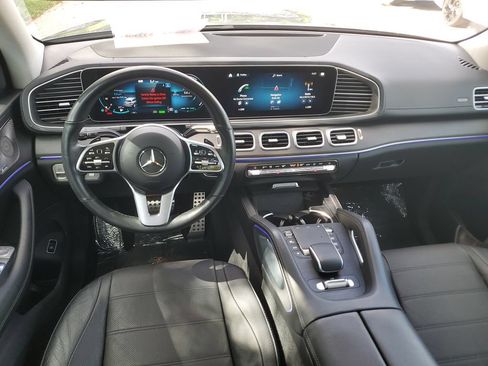 Used 2023 Mercedes-Benz GLS 450 4MATIC w/ AMG Line Exterior image 3
