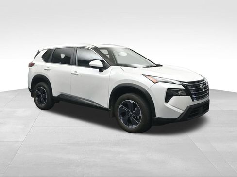 Used 2025 Nissan Rogue SV AWD/4WD image 7