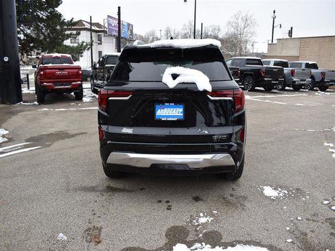 New 2026 GMC Terrain Denali w/ LPO, Black Badging Package image 9