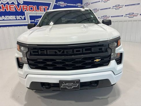 Used 2022 Chevrolet Silverado 1500 Custom RWD image 11