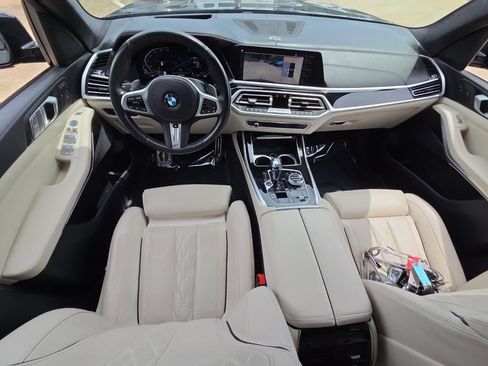 Used 2022 BMW X7 xDrive40i w/ M Sport Package AWD/4WD image 14