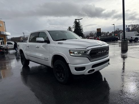 Used 2020 RAM 1500 Limited image 2