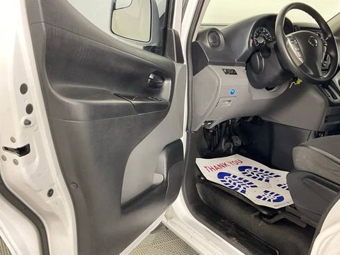 Used 2019 Nissan NV200 SV w/ Navigation Package FWD image 11