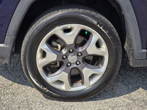 Used 2020 Jeep Compass Limited AWD/4WD image 22