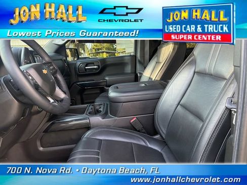 Used 2022 Chevrolet Silverado 1500 High Country w/ Technology Package AWD/4WD image 17