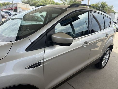 Used 2018 Ford Escape SE AWD/4WD image 20