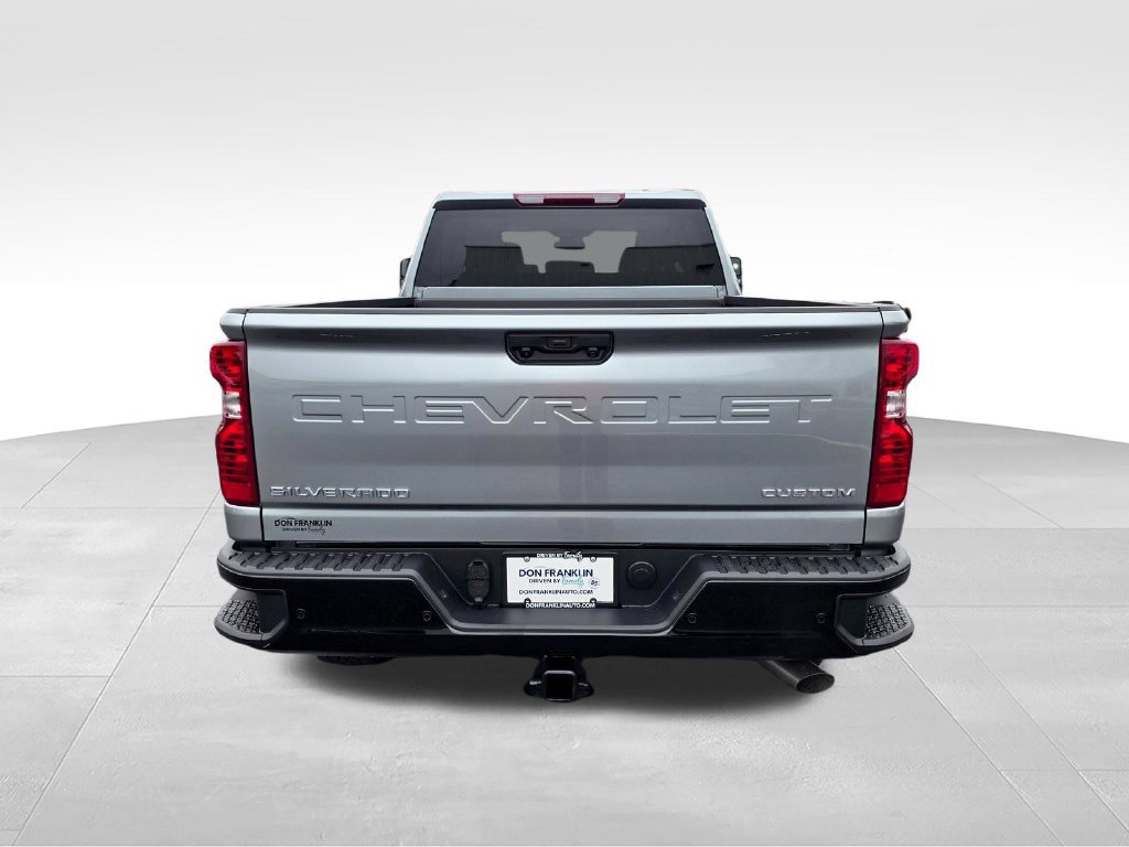 New 2026 Chevrolet Silverado 2500 Custom w/ Custom Value Package AWD/4WD image 4
