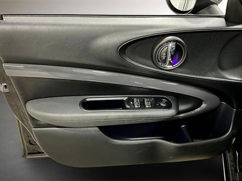 Used 2017 MINI Cooper Clubman S image 19