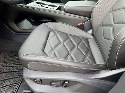 New 2026 Volkswagen Atlas SE image 14