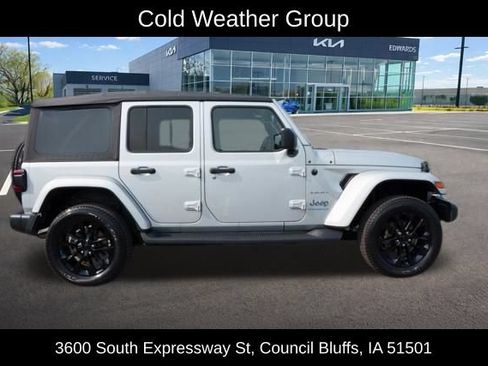 Used 2023 Jeep Wrangler Unlimited Sahara w/ Cold Weather Group AWD/4WD image 12