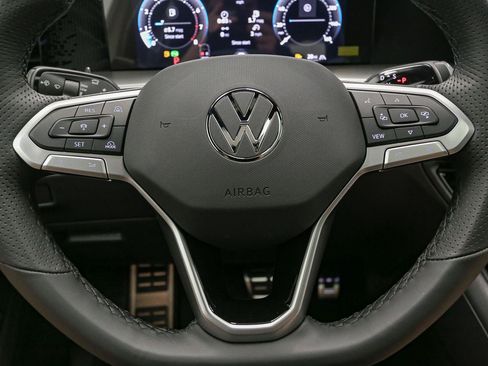 New 2026 Volkswagen Tiguan SE R-Line AWD/4WD image 24