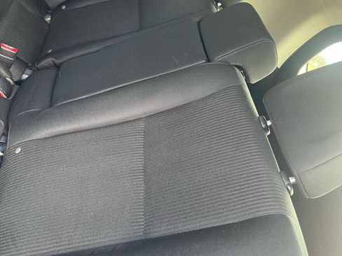 Used 2015 Toyota RAV4 LE image 9