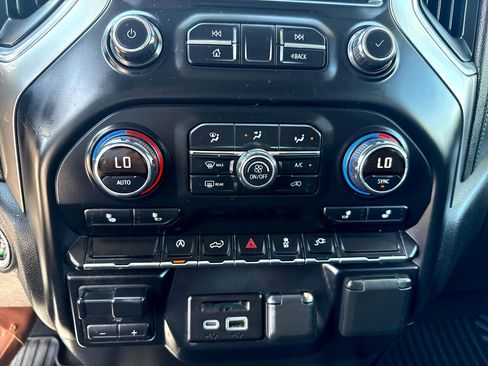 Used 2019 Chevrolet Silverado 1500 LT w/ All-Star Edition image 23