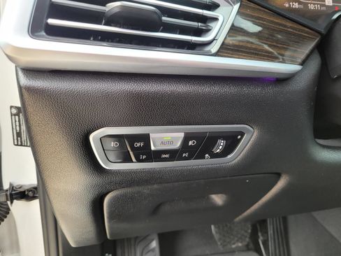 Used 2019 BMW X7 xDrive50i w/ Premium Package AWD/4WD image 26