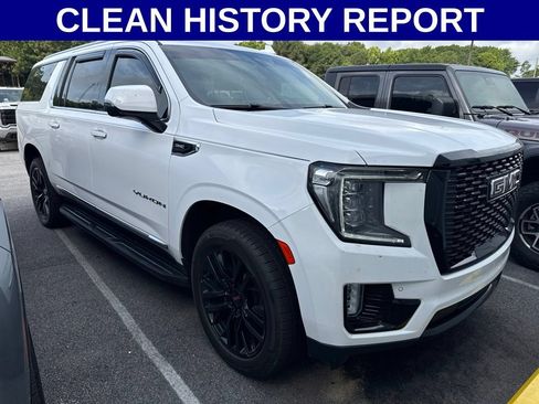 Used 2021 GMC Yukon XL SLT w/ SLT Premium Package AWD/4WD image 2