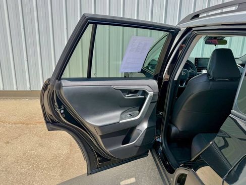 Used 2020 Toyota RAV4 TRD Off-Road w/ TRD Off-Road Weather Package AWD/4WD image 15