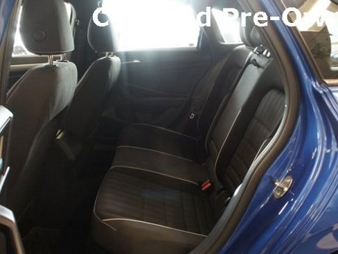 Certified 2023 Volkswagen Jetta Sport image 28