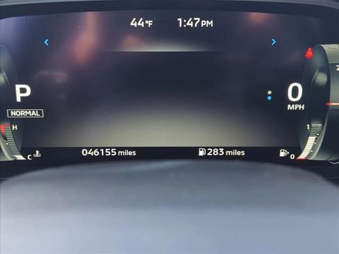 Used 2024 Mitsubishi Outlander SE image 9