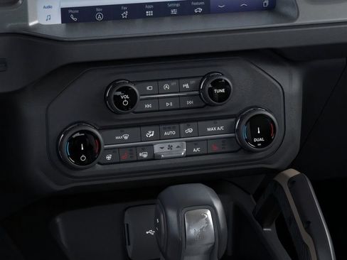 New 2025 Ford Bronco Badlands image 49